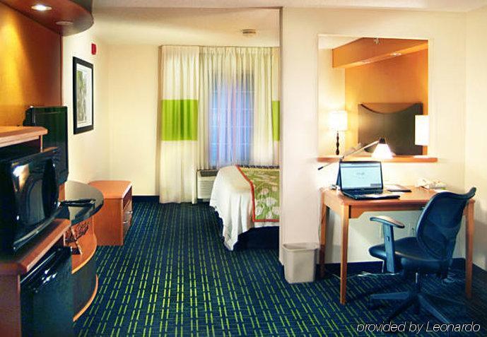 Fairfield Inn And Suites By Marriott Cincinnati Eastgate Phòng bức ảnh